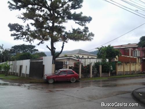 Se Vende Casa en Colonia Altiplano, Adaptable Para Oficinas 