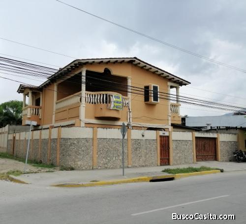 Venta de Hermosa casa, en buena ubicación 