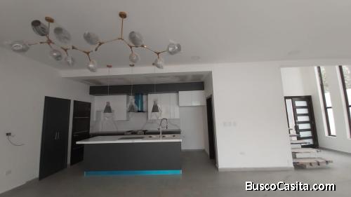 DE VENTA CASA COMPLETAMENTE NUEVA EN RESIDENCIAL EL PEDREGAL