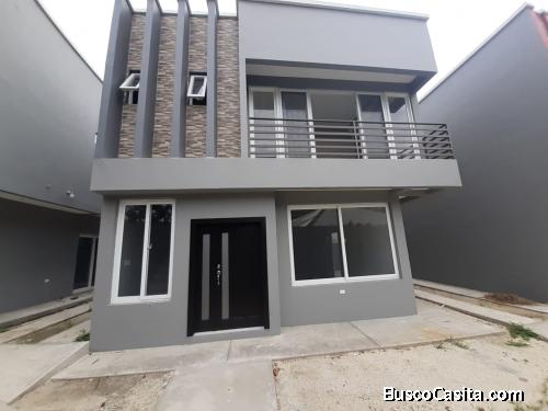 NUEVA EN EL MERCADO!!! Finos Acabados!!