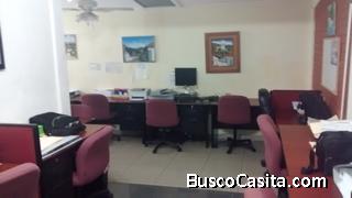 VENDO AMPLIA CASA CON POTENCIAL ALTAMENTE COMERCIAL EN COLONIA PRADO ALTO 