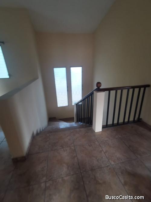  Casa en Venta ubicada en Col. Los Alamos 