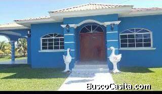 DE VENTA BELLA CASA DE PLAYA EN TELA, HONDURAS SHORE PLANTATION