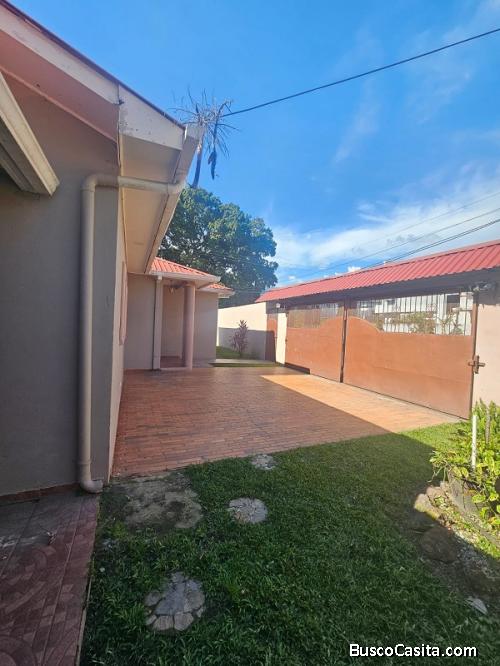 CASA EN VENTA EN RESIDENCIAL VIA SERAN SPS