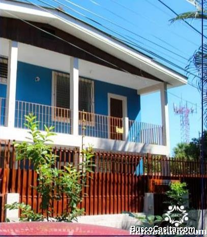Se vende casa enorme y preciosa