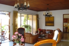 Id3288-Casa en alquiler y venta - Managua , Los Robles
