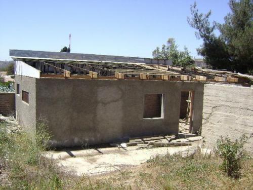 Gangaaa!!! casa semiconstruida con terreno grande!
