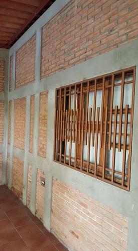 Casa, restaurante y sala de eventos