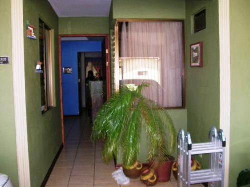 Casa en residencial en Mercedes Sur de Heredia