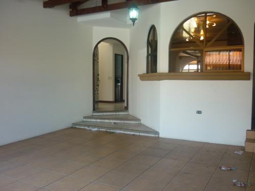 Linda casa en Quizarco, Santo Domingo