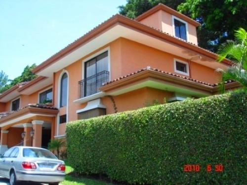 Casa en Santa Ana $350.000  