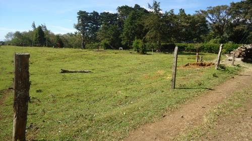 Hermoso lote en san rafael de heredia