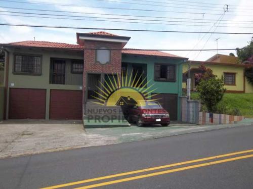 CASA EN CALLE PRINCIPAL, STO DOMINGO (NHP-00515)