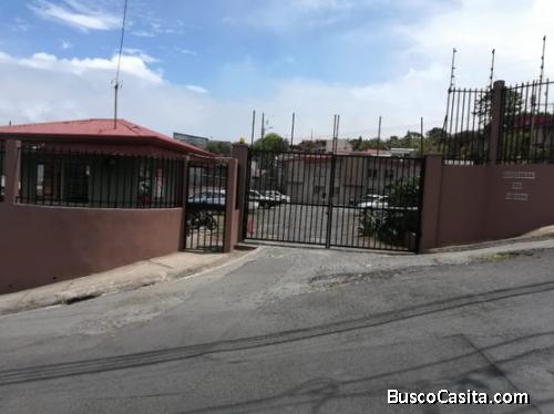 Se vende casa en Condominio, ubicada en Coronado V#109