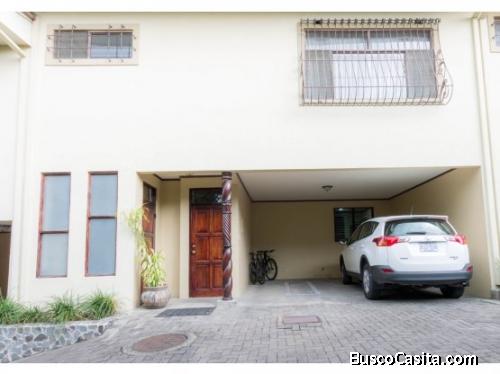 Se vende casa en Escazú D#16