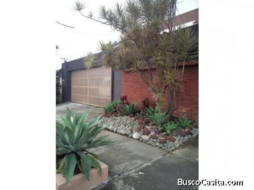 V#83 VENTA DE CASA EN LA URUCA