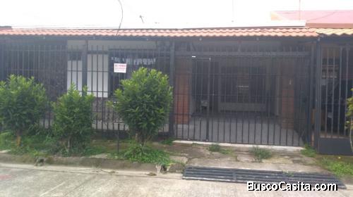 V#09 VENTA DE CASA EN MORAVIA
