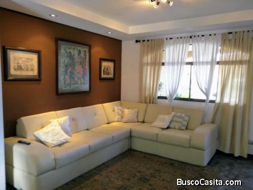 Casa en San Joaquin de Flores, Heredia, en condomimio. Esquinera