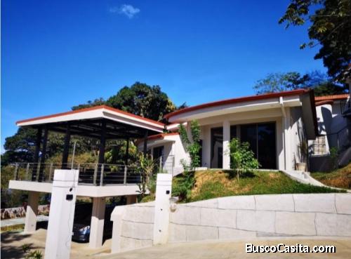 V#125 Espectacular casa en venta/ Ciudad Colón 