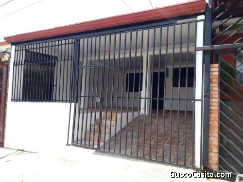 Cómoda casa en venta/ San Ant. Belén V#62 
