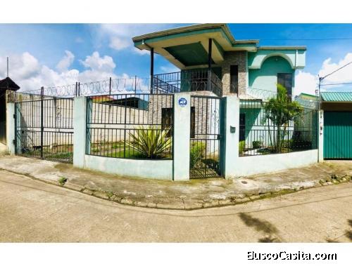 V#73 Amplia Casa en venta/ Cartago