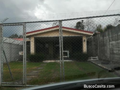 Se vende casa en Guápiles