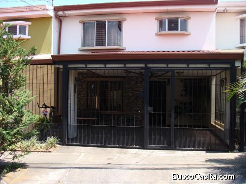 Casa en Real Santamaria Este