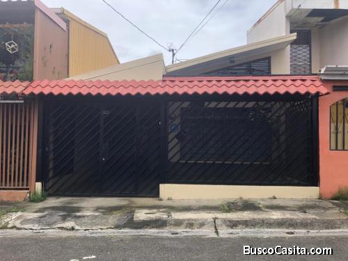 RAH OFC #21-52. Venta de bella casa en S/J Goicoechea