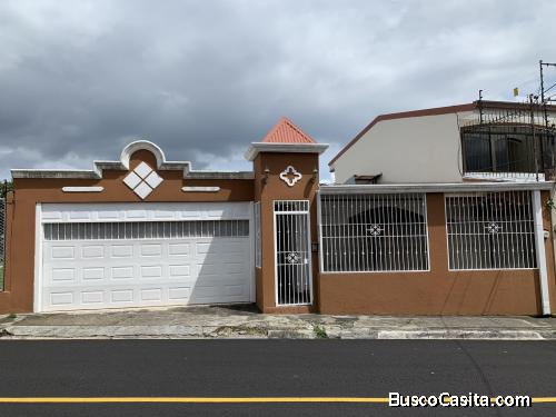 RAH OFC #20-434  Viva en hermosa casa, en venta. Heredia