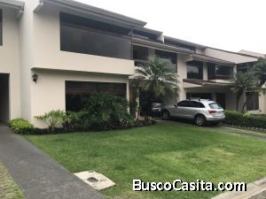 RAH OFC #19-1042 casa en venta en Escazu 