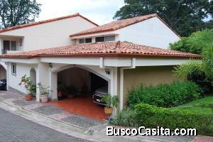 RAH OFC #20-408 casa en venta en Escazu 