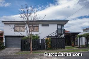RAH OFC #20-736. HERMOSA CASA EN VENTA. LA UNIÓN 