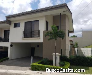 RAH OFC  #20-1792 casa en venta en Escazu 