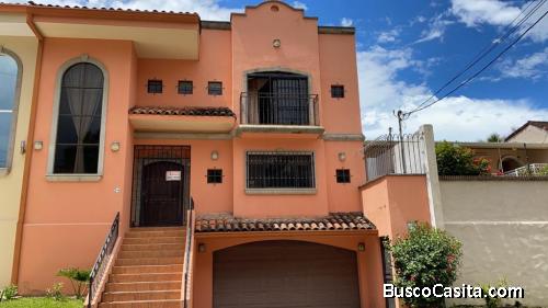 RAH OFC #21-130 casa en venta en Escazu