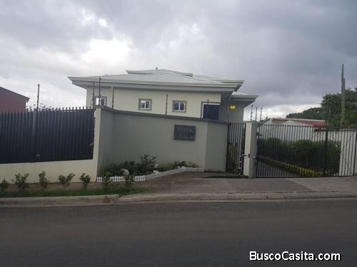 RAH OFC #20-721 casa en venta en San Antonio