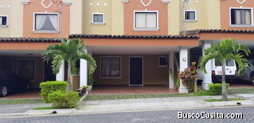 RAH OFC #21-389 casa en venta en Concepción - La Unión