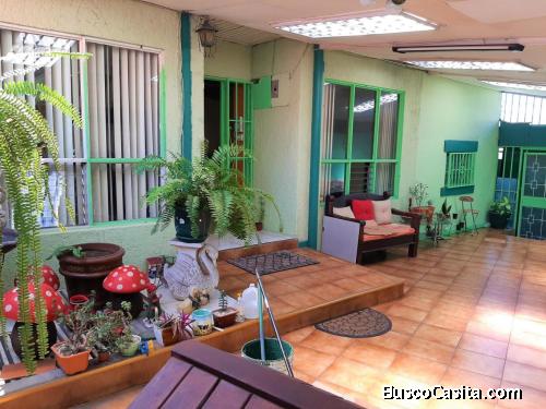 CASA EN VENTA. TIBAS