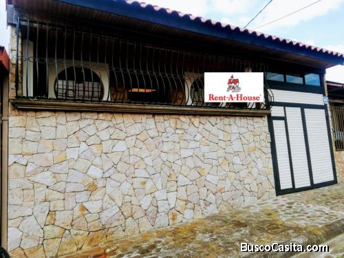 CASA EN VENTA. MORAVIA