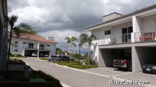 CASA EN VENTA. SAN JOSÉ. ESCAZÚ