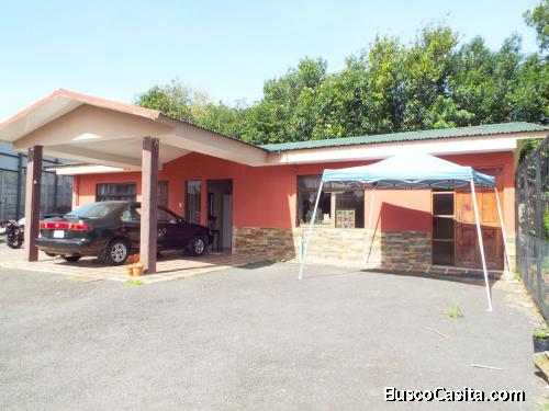 VENTA DE CASA INDEPENDIENTE, CON 3 APARTAMENTOS Y OTROS HEREDIA, SAN RAFAEL.