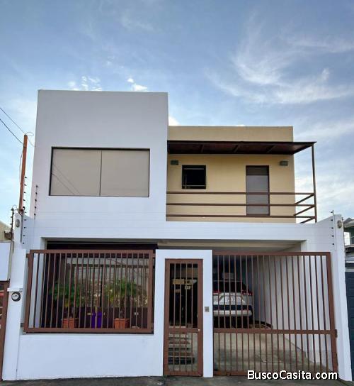 V#656 HERMOSA CASA EN VENTA EN SAN RAMON, ALAJUELA.