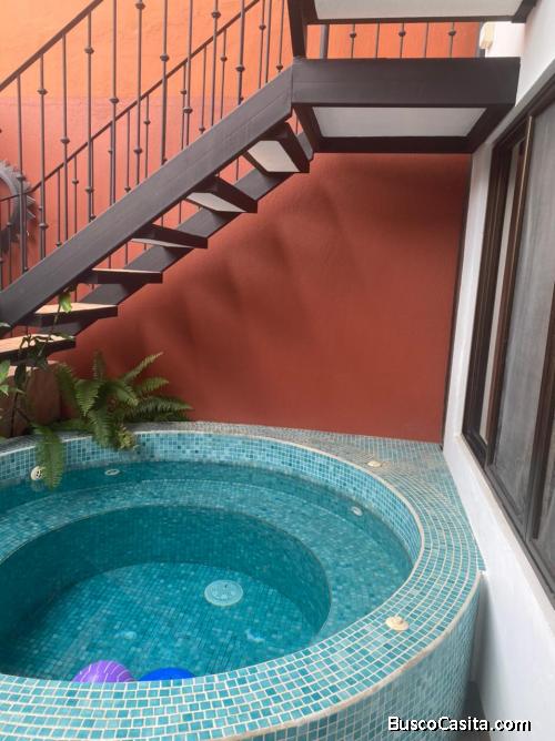 V#724  AMPLIA CASA EN VENTA EN ATENAS