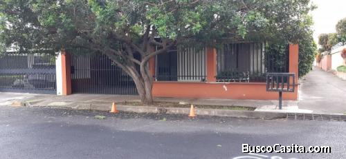Vendo Casa Con Apto Independiente Uso Mixto Sabana Nort