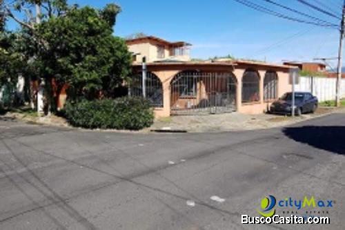 Casa En Venta Urb. Tica Linda Calle Fallas Desamparados