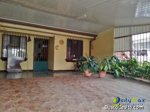 Casa En Venta En Alajuela Barrio San Jose Trópico 1 