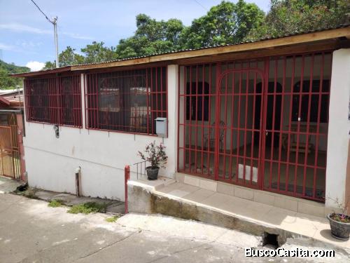 SE VENDE LINDA CASA EN BRASIL DE ATENAS, ALAJUELA.