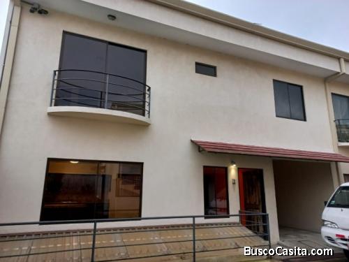 Casa En Venta En San Pedro De Montes De Oca San José Cr; Idi: 128371