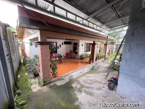 SE VENDE BELLA CASA Y LUBRICENTRO EN POÁS DE ALAJUELA.