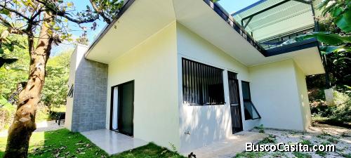 HOUSE FOR SALE IN LA ECOVILLA WITH 2 DWELINGS