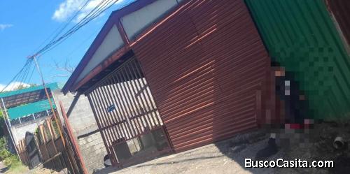 SE VENDE BELLA CASA EN PLANCILLO DE ATENAS. 